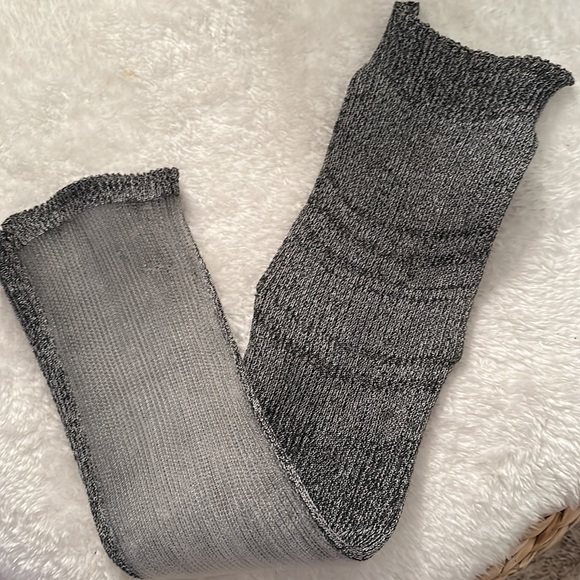 A. ROEGE HOVE Grey Nylon Turtleneck and Bottoms - Picture 8 of 11